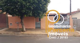 INVISTA COM SEGURANÇA: CASA EM EXCELENTE LOCALIZAÇÃO E COM RETORNO IMEDIATO